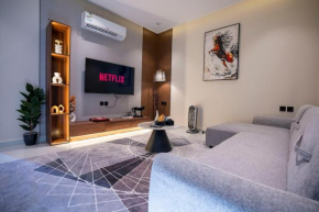 Mohra Almasiaf 1BR self ckin Lux Apt